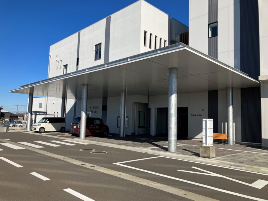 坂井市役所本庁舎